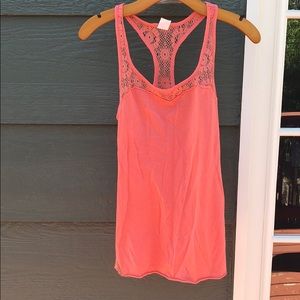 ROXY RACERBACK LACE TANK, CORAL, SIZE MEDIUM